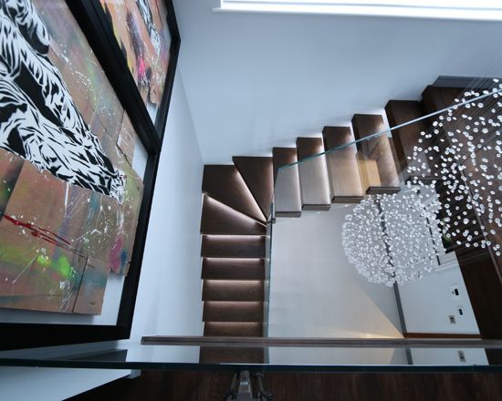 floating modern staircases